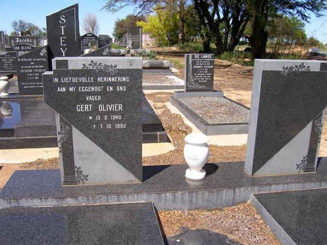 OLIVIER Gert 1940-1982