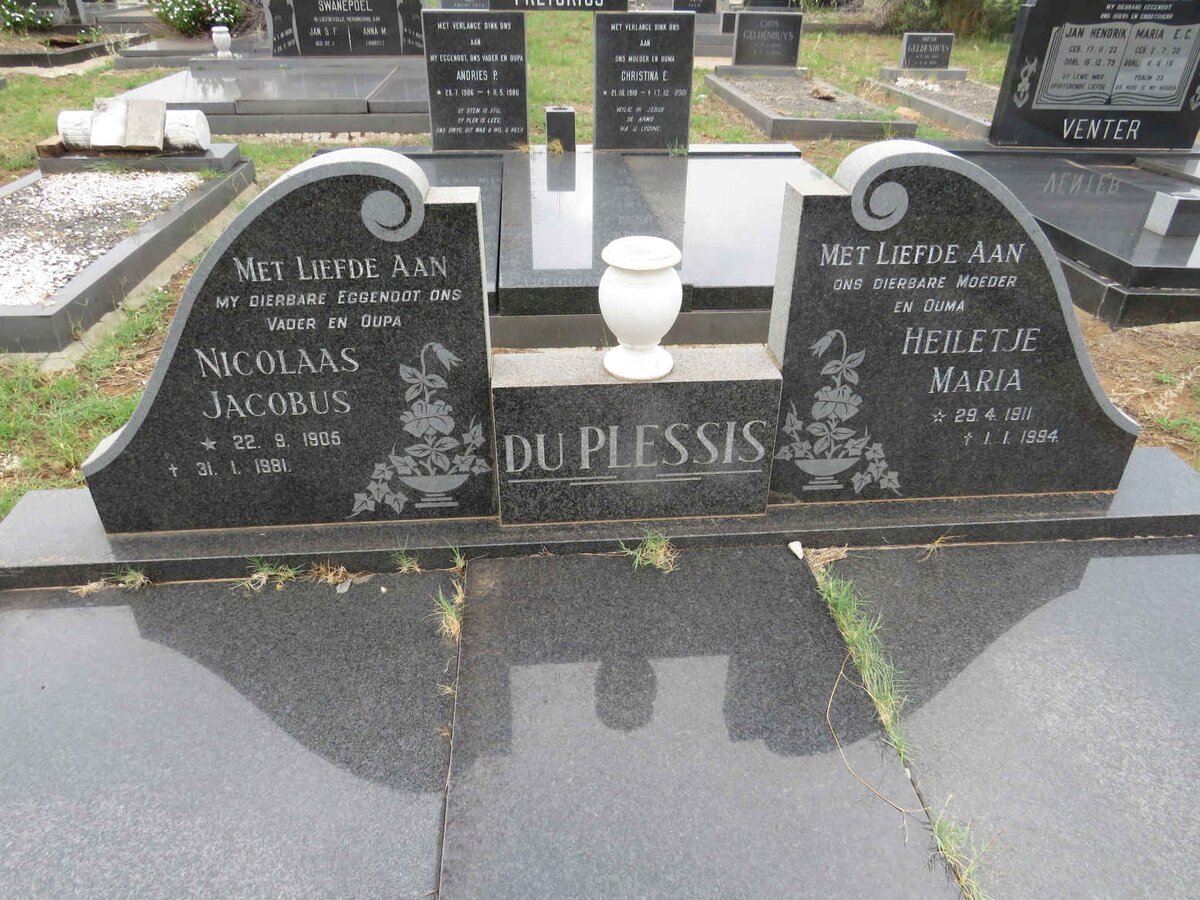 PLESSIS Nicolaas Jacobus, du 1905-1981 & Heiletje Maria 1911-1994