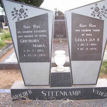 STEENKAMP Lukas Jan H. 1884-1973 &amp; Gertruida Maria 1895-1971