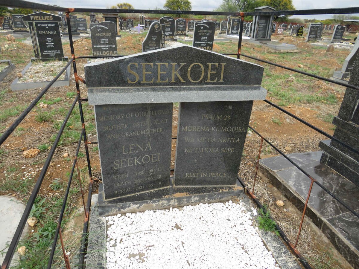 SEEKOEI Lena 1958-2021