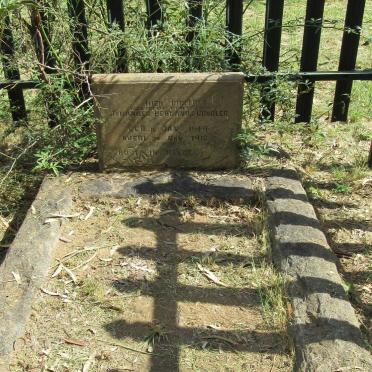 North West, RUSTENBURG district, Breedtsnek, Boschfontein 387_1, Intaba Thulile Private Game farm, farm cemetery