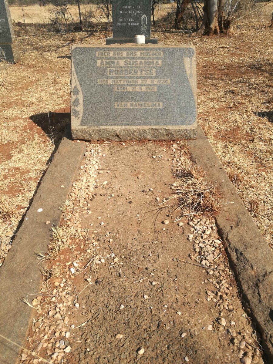 ROBBERTSE Anna Susanna nee HATTINGH 1836-1921