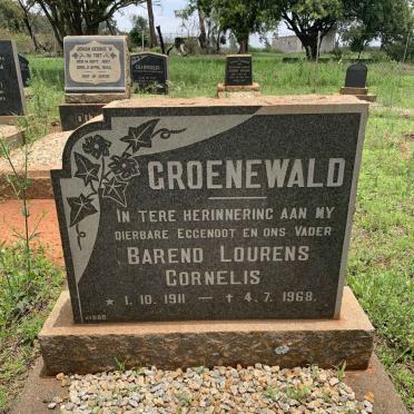 North West, RUSTENBURG district, Breedtsnek, Boschfontein 387_2, farm cemetery