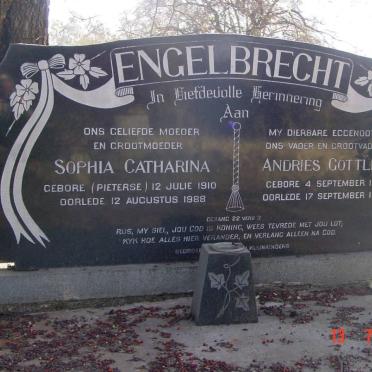 ENGELBRECHT Andries Gottlieb 1904-1972 &amp; Sophia Catharina PIETERSE 1910-1988