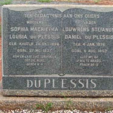 PLESSIS Louwrens Stefanus Daniel, du 1876-1950 &amp; Sophia Magrietha Louisa KRUGER  189?-1937