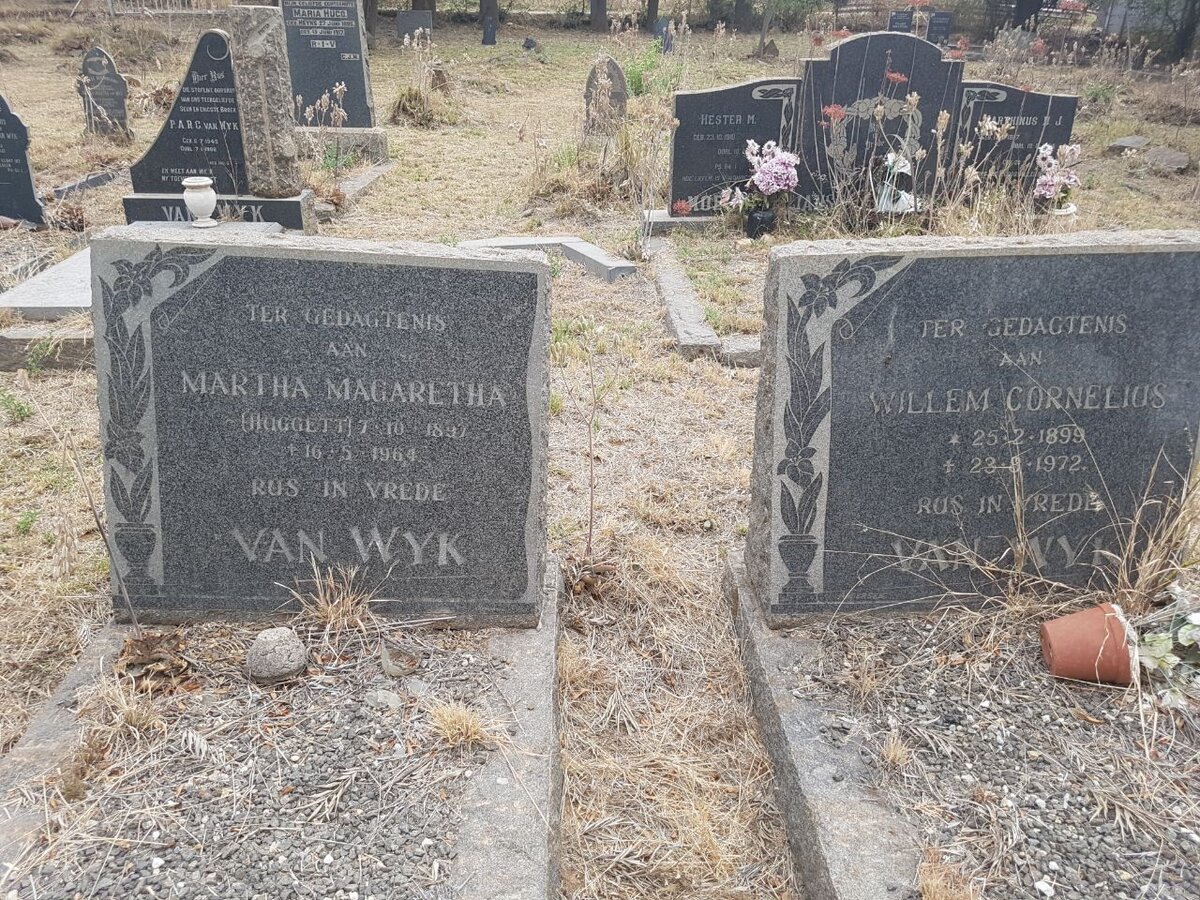WYK Willem Cornelius van 1899-1972 &amp; Martha Magaretha HUGGETT 1897-1964