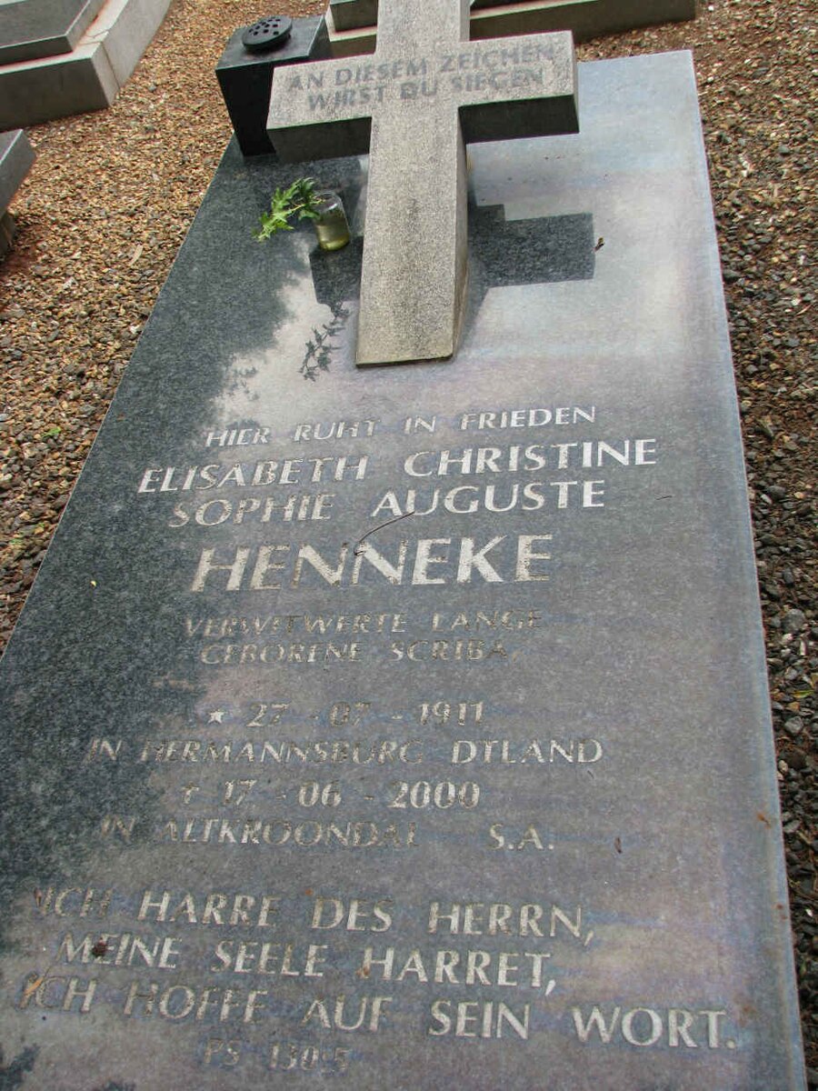 HENNEKE Elisabeth Christine Sophie Auguste nee SCRIBA 1911-2000