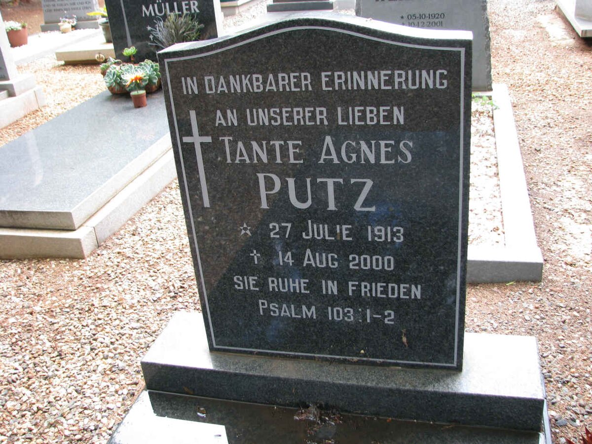 PUTZ Agnes 1913-2000