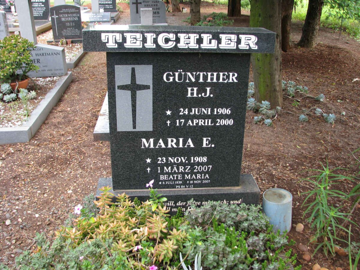 TRICHLER Gunter H.J. 1906-2000 &amp; Maria E. 1908-2007