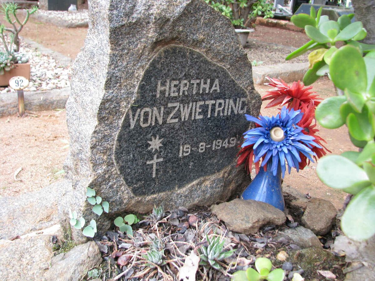 ZWIETRING Hertha, von 1949-1949