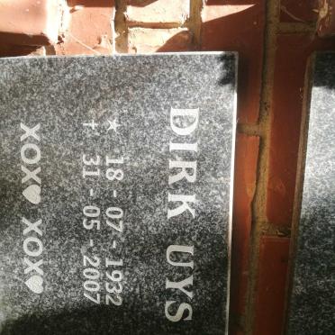 UYS Dirk 1932-2007