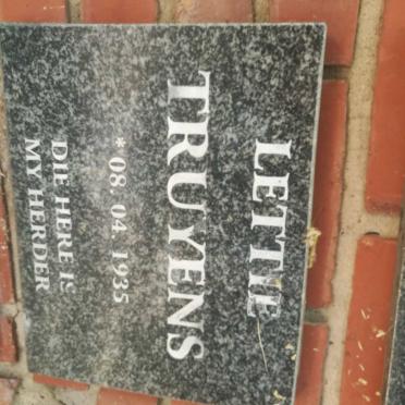 TRUYENS Lettie 1935-