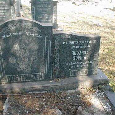 OOSTHUIZEN Susanna Sophia nee COMBRINCK 1897-1952