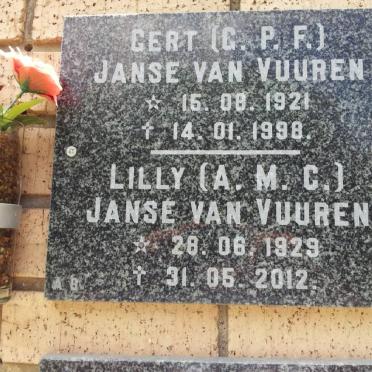 VUUREN G.P.E., Janse van 1921-1998 &amp; A.M.C. 1929-2012