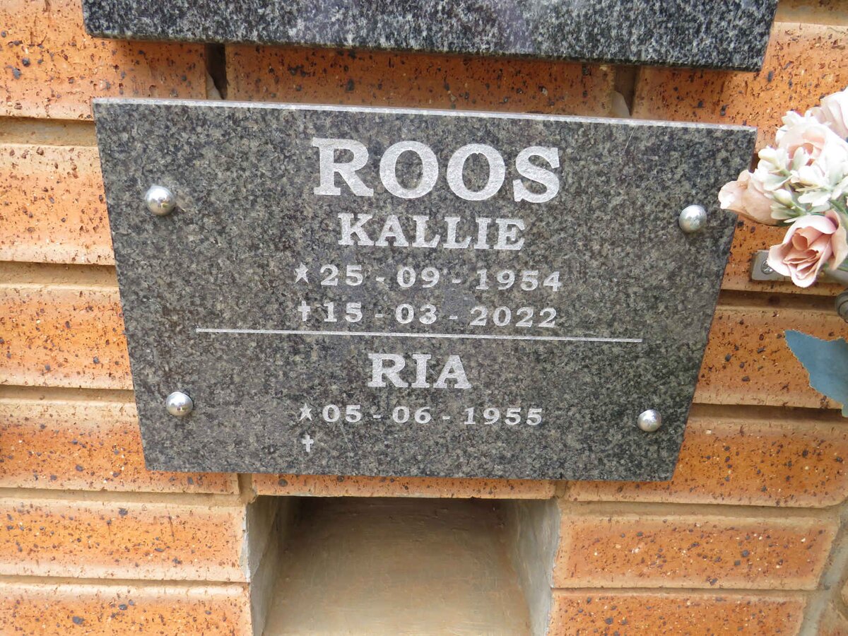 ROOS Kallie 1954-2022 & Ria 1955- 