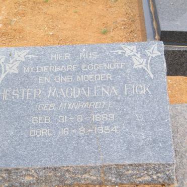 F - Vanne :: Surnames - F