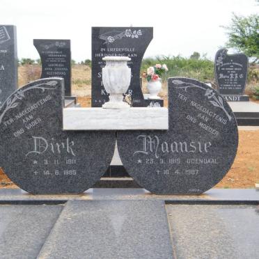 ? Dirk 1911-1985 &amp; Maansie ODENDAAL 1915-1987