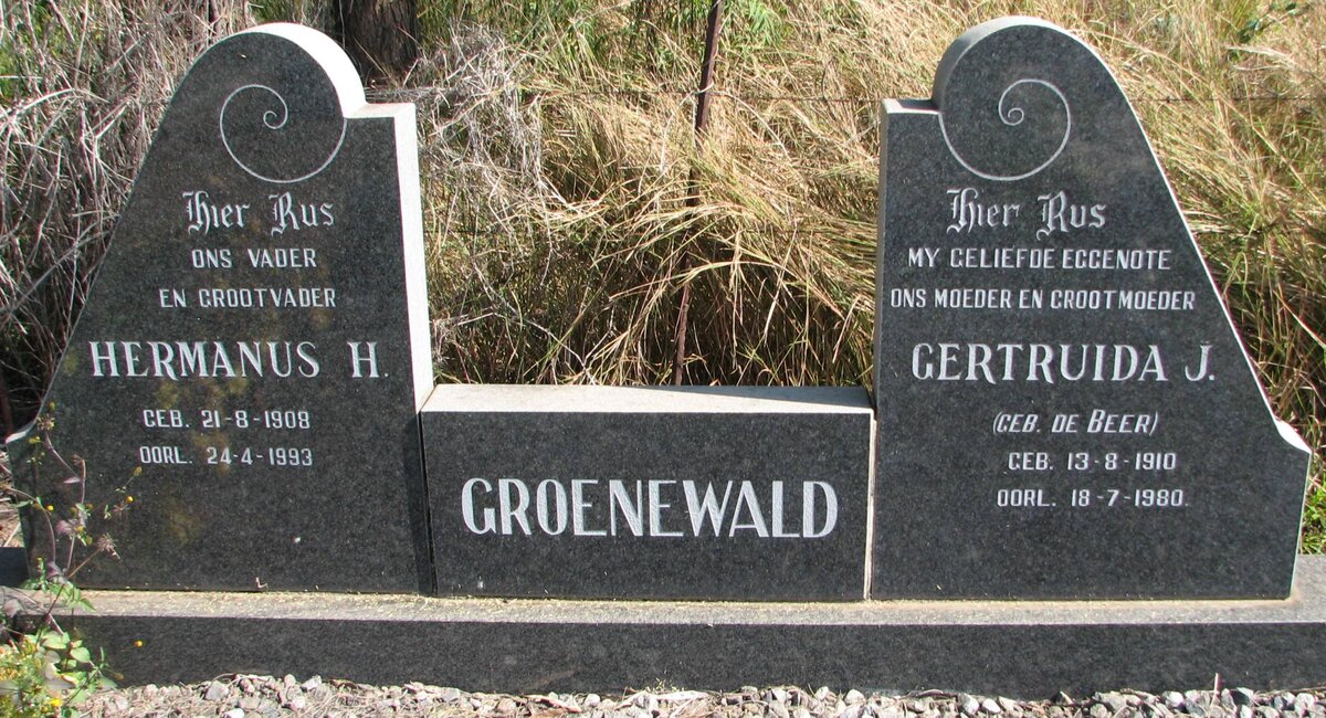 GROENEWALD Hermanus H. 1908-1993 &amp; Gertruide J. de BEER 1910-1980