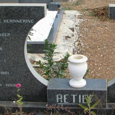 RETIEF Hendrik 1901-1989 &amp; Maria Elizabeth COLLINS 1903-1992