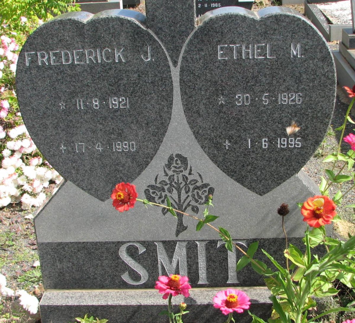 SMIT Frederik J. 1921-1990 &amp; Ethel M. 1926-1995
