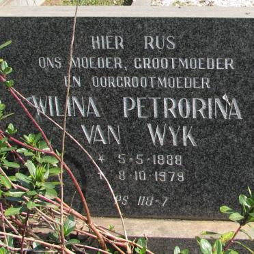 WYK Wilina Petrorina, van 1988-1979