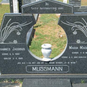 MUSSMANN Johannes Jacobus 1903-1985 &amp; Maria Magdalena VAN DER MERWE 1909-