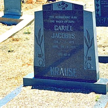 North West, SCHWEIZER-RENEKE district, Mooifontein Oost, farm cemetery