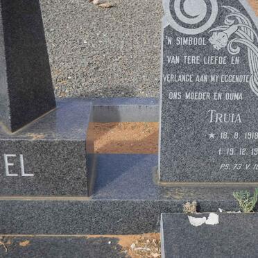 NEL Dick 1915-1985 &amp; Truia 1918-1978