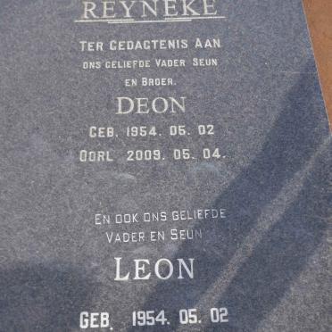 REYNEKE Deon 1954-2009 :: REYNEKE Leon 1954-2010