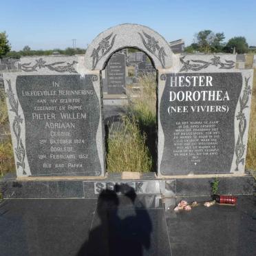 SENEKAL Pieter Willem Adriaan 1924-1952 &amp; Hester Dorothea VIVIERS