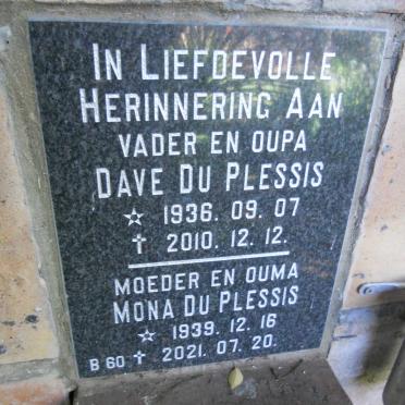 PLESSIS Dave, du 1936-2010 &amp; Mona 1939-2021