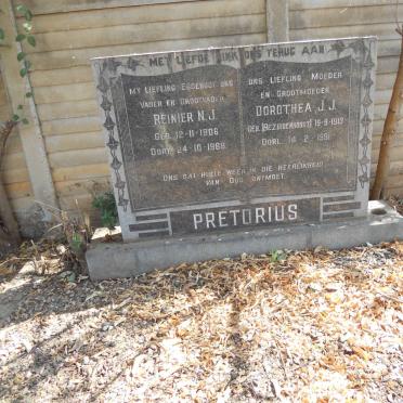PRETORIUS Reinier N.J. 1906-1968 &amp; Dorothea J.J. BEZUIDENHOUT 1913-1991