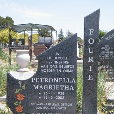 FOURIE Petronella Magrietha 1938-2000