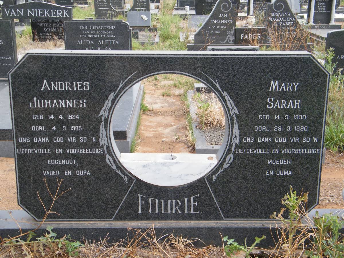 FOURIE Andries Johannes 1924-1985 &amp; Mary Sarah 1930-1990