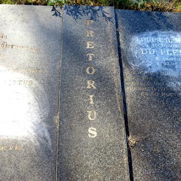 PRETORIUS Robert Albertus 1932-1968 & L.M.C.S. voorheen DU PLESSIS nee COMBRINCK 1937-2002_1