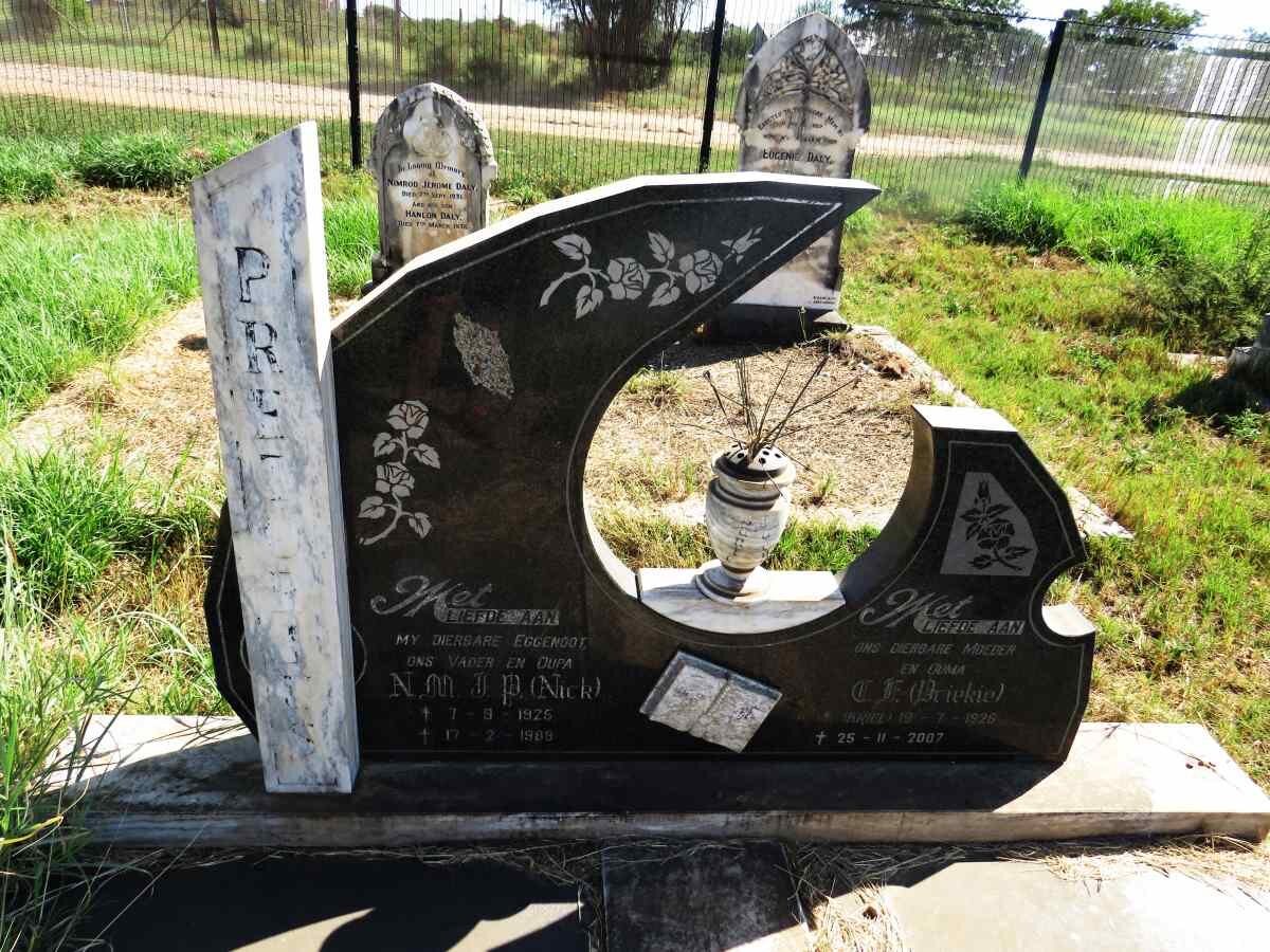 PRETORIUS Nicolaas Martienus Jacobus Petrus 1925-1988 & Carolina Fredrika KRIEL 1926-2007_1