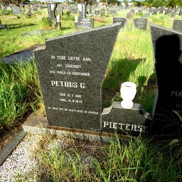 PIETERSE Petrus C. 1882-1972 & Martha M. 1905-1996_1