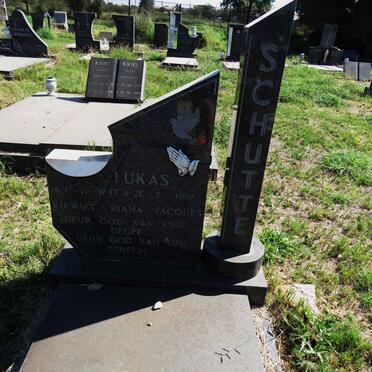 SCHUTTE Lukas 1943-1989 & Lena 1944-2001_1