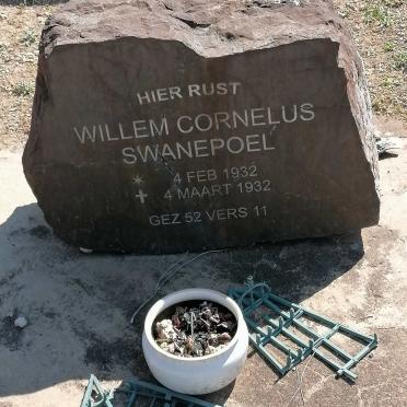 North West, VRYBURG district, Steekdorns / Steekdoorns 762_2, Winkelhaak restant 3, farm cemetery