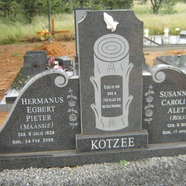KOTZEE Hermanus Egbert Pieter 1928-2009 &amp; Susanna Carolina Aletta 1941-2016