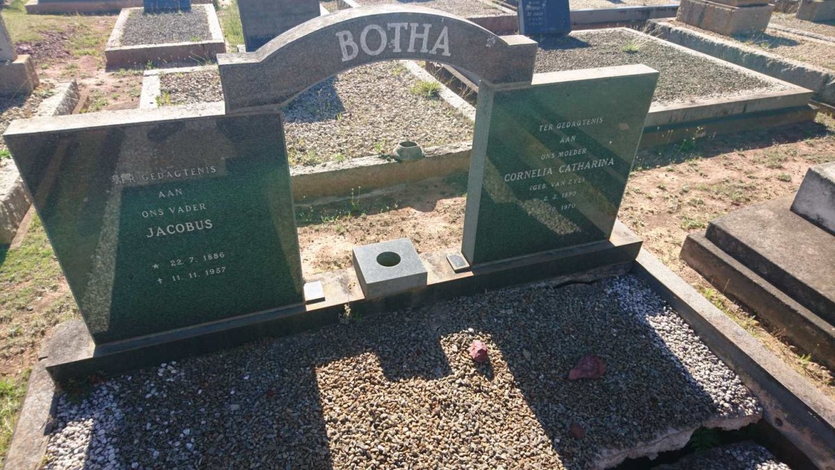 BOTHA Jacobus 1886-1957 &amp; Cornelia Catharina VAN ZYL 1890-1970