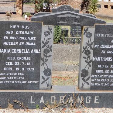 GRANGE Marthinus Jacobus, la 1907-1970 &amp; Maria Cornelia Anna CRONJE 1911-1979