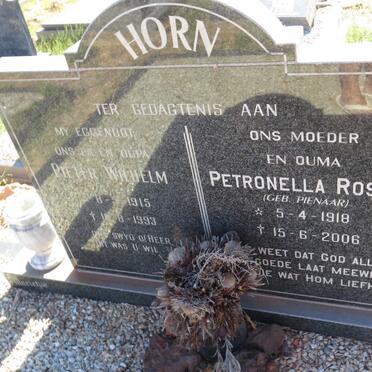 HORN Pieter Wilhelm 1915-1993 &amp; Petronella Rosina PIENAAR 1918-2006