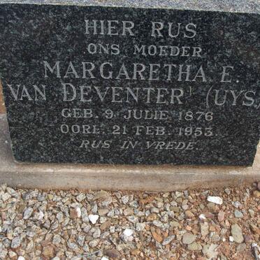 D - Vanne :: Surnames - D