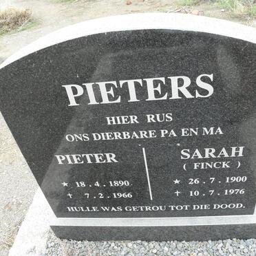 PIETERS Pieter 1890-1966 &amp; Sarah FINCK 1900-1976
