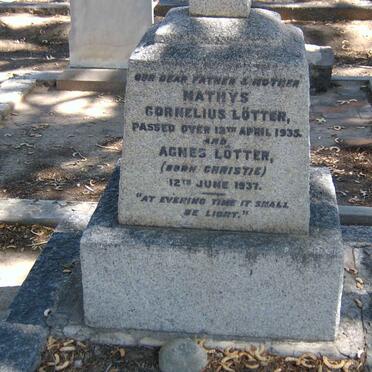 L - Vanne :: Surnames - L