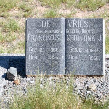VRIES Franciscus F., de 1856-1935 &amp; Christina J. 1864-1966