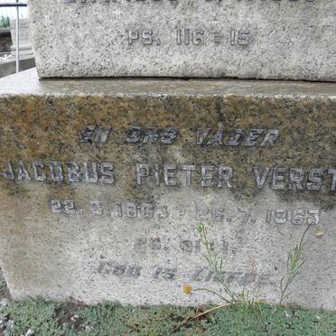 VERSTER Jacobus Pieter 1863-1963 &amp; Anna Juliana V.D. WESTHUIZEN 1868-1959