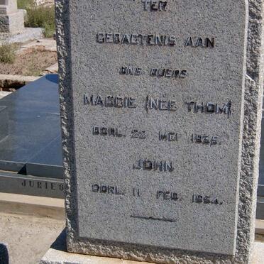 ? John -1954 &amp; Maggie THOM -1935