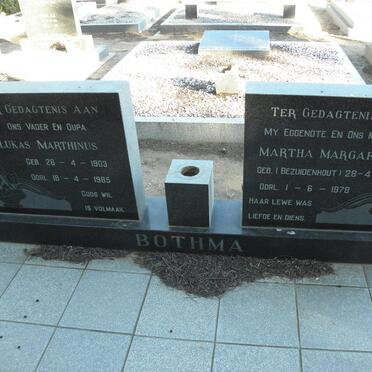 BOTHMA Lukas Marthinus 1903-1985 &amp; Martha Margaretha BEZUIDENHOUT 1913-1978